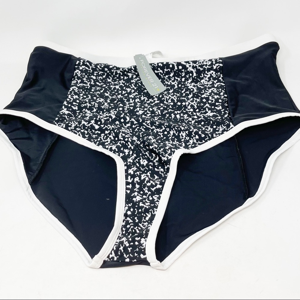 FOREVER 21+ Women’s Plus Size Swim Bottom Black White High Waist Modest